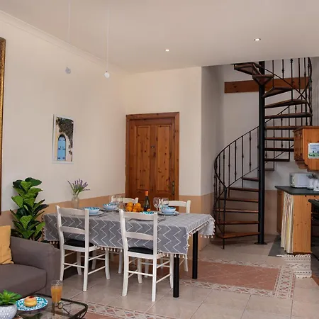 Melita Seafront Guesthouse - Top Floor Double Room 3* Marsaskala